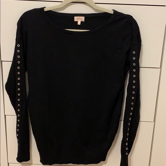 Long sleeve black sweater - Picture 1 of 3